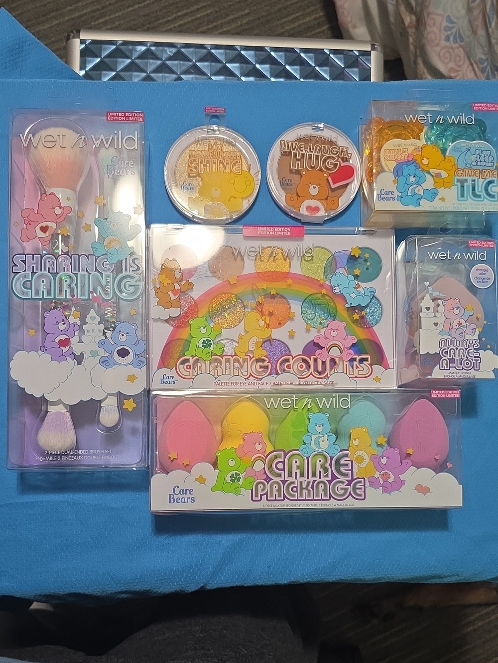 wet n wild Care Bears Pastel Rainbow Makeup Set